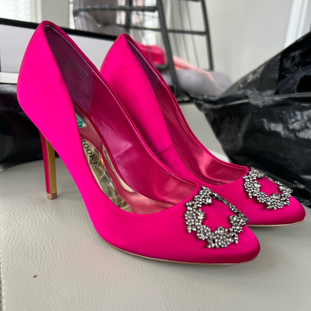 Hot pink, Audrey Brooke pumps. Size 6.5.